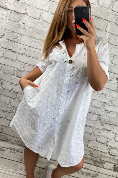 Biela bavlnená tunika/šaty s madeirou vpredu, trojštvrťovým rukávom a hladkou zadnou stranou, vhodná ako šaty aj tunika pre veľkosti 44 až 48.