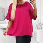 Dámska fuksiová tunika so saténovým vrchom okolo výstrihu a z mäkkého materiálu v spodnej časti