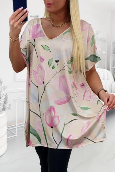 Plus size tunika s ružovou kvetinovou digitálnou potlačou na béžovom podklade