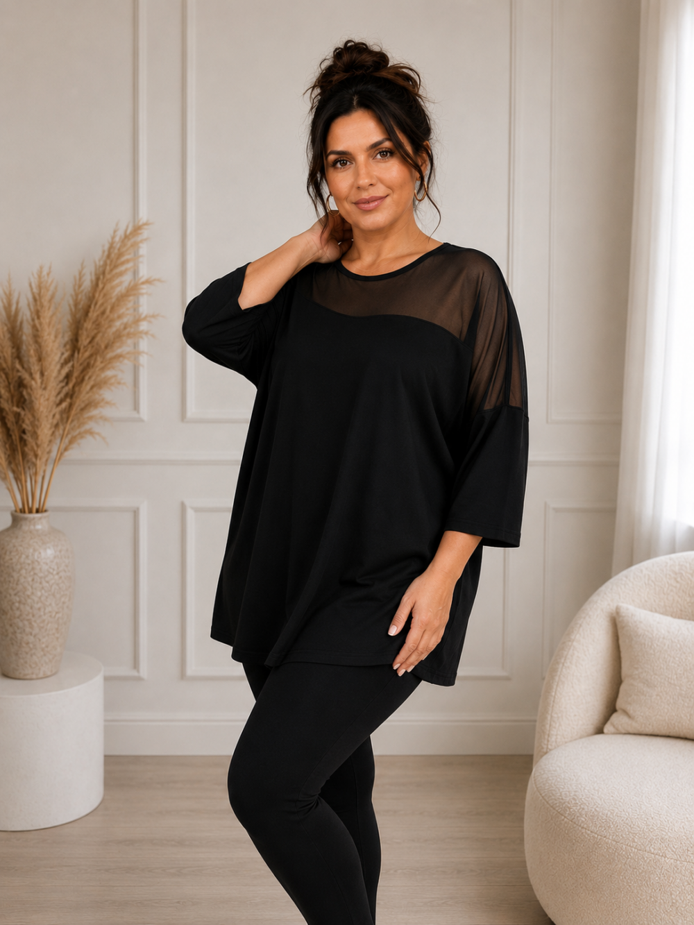 Čierna plus size tunika s 3/4 rukávmi a asymetrickou priehľadnou sieťovinou cez ramená